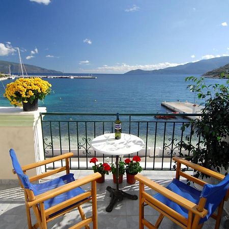 Alexis Studios And Apartments Agia Efimia エクステリア 写真