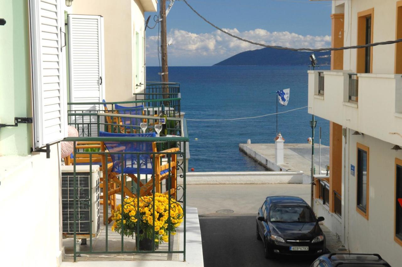 Alexis Studios And Apartments Agia Efimia エクステリア 写真